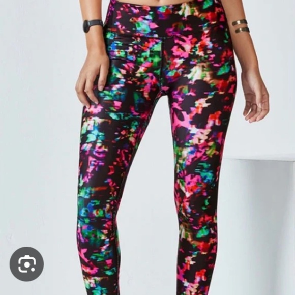 L | Multicolor Capri - Picture 1 of 5